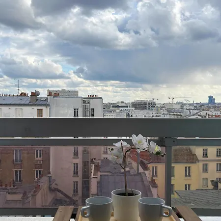 Apartment Dans Le 19eme De Avec Vue Sur Toute La *